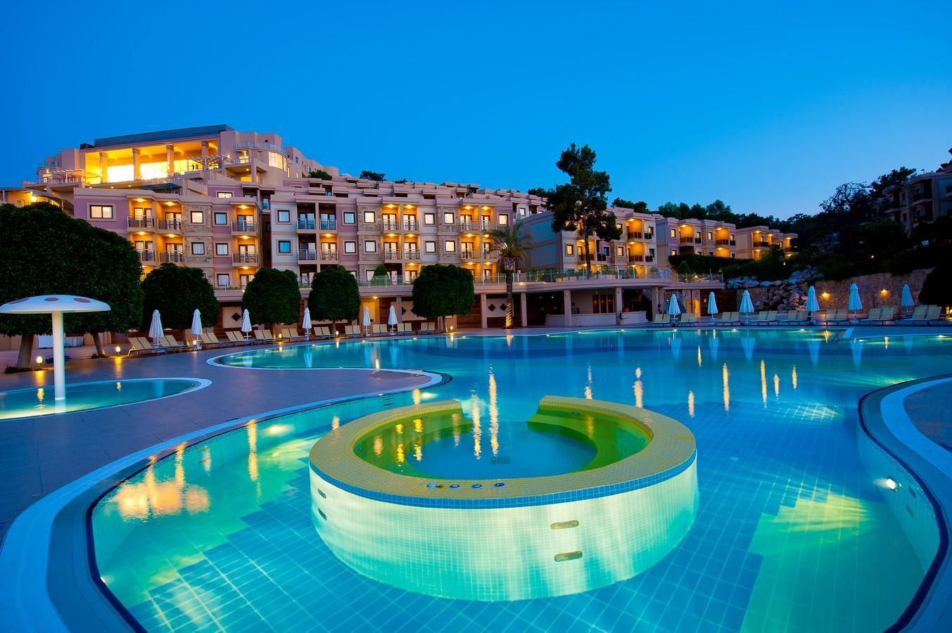 Hilton Bodrum Turkbuku Resort & Spa Гёльтюрбюку Экстерьер фото