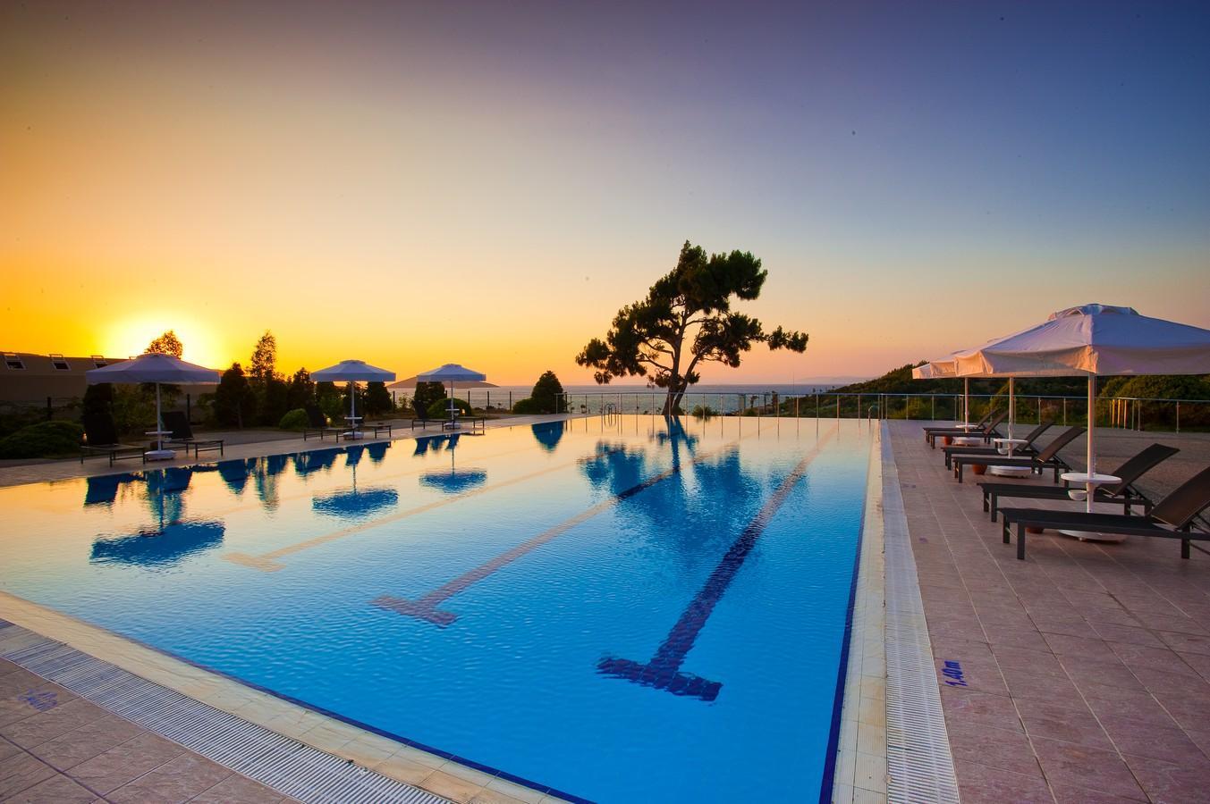 Hilton Bodrum Turkbuku Resort & Spa Гёльтюрбюку Экстерьер фото