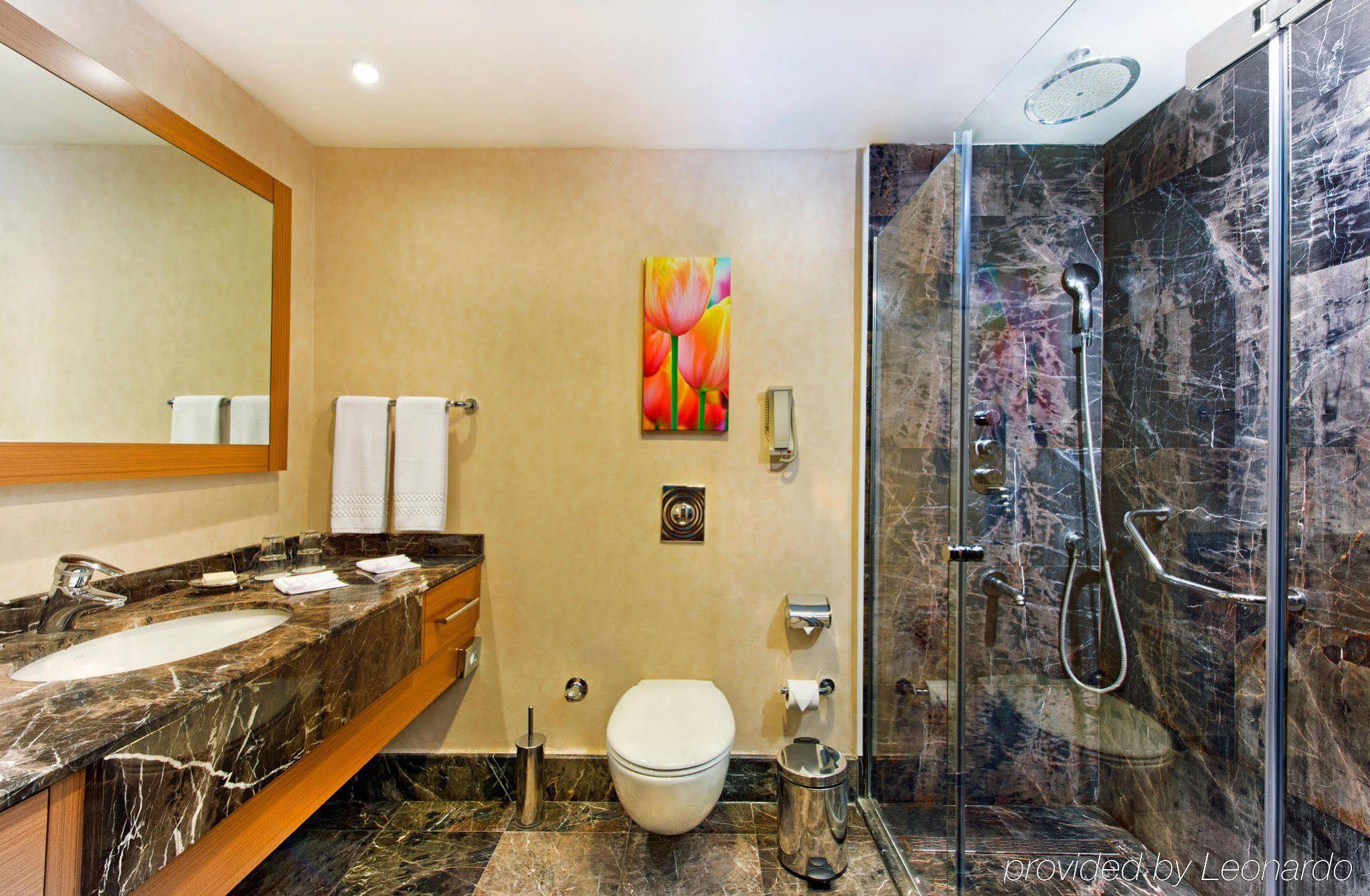 Hilton Bodrum Turkbuku Resort & Spa Гёльтюрбюку Экстерьер фото